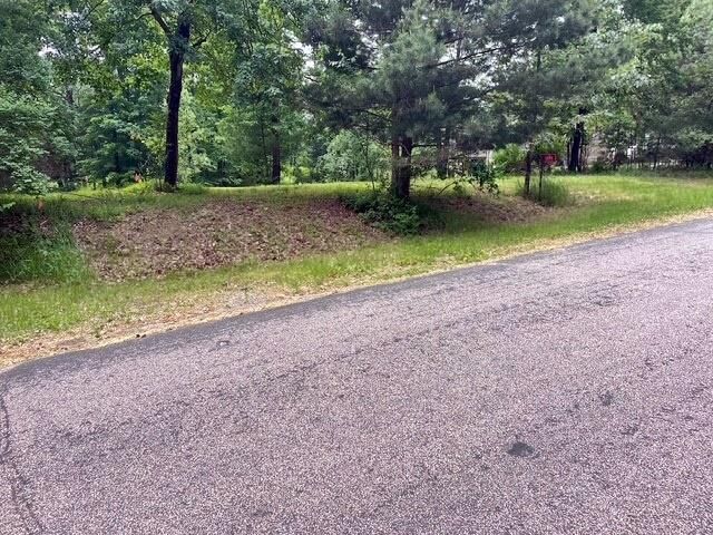 Property Photo:  1099 West Queens Way  WI 54457