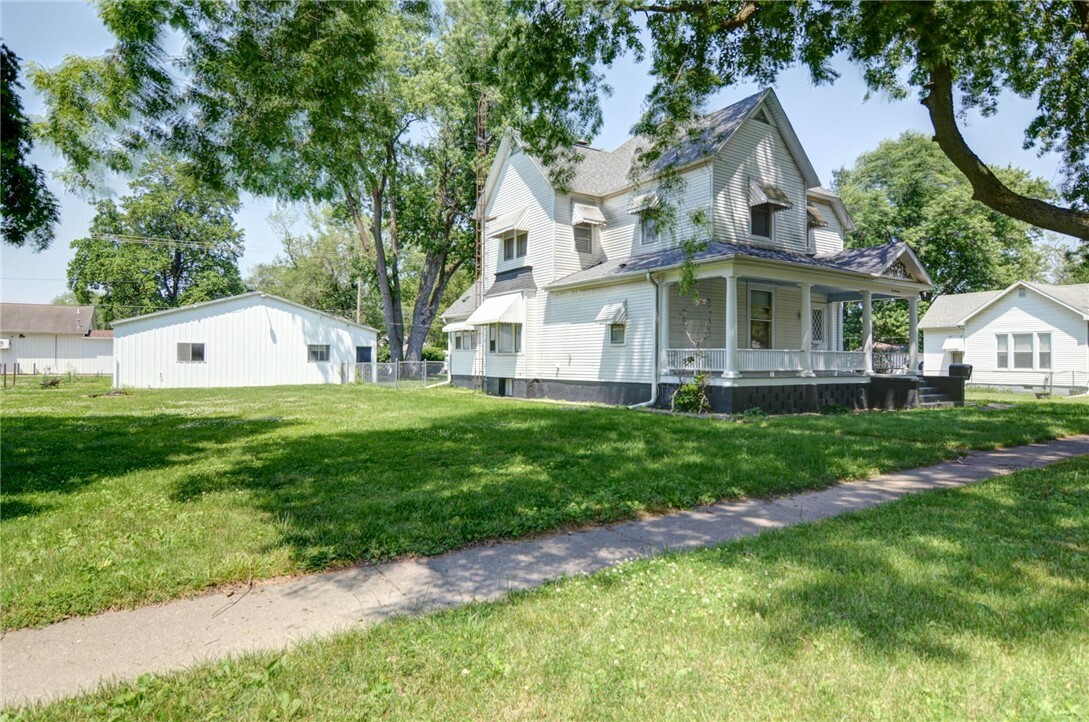 Property Photo: 319 N Macon Street IL 62550