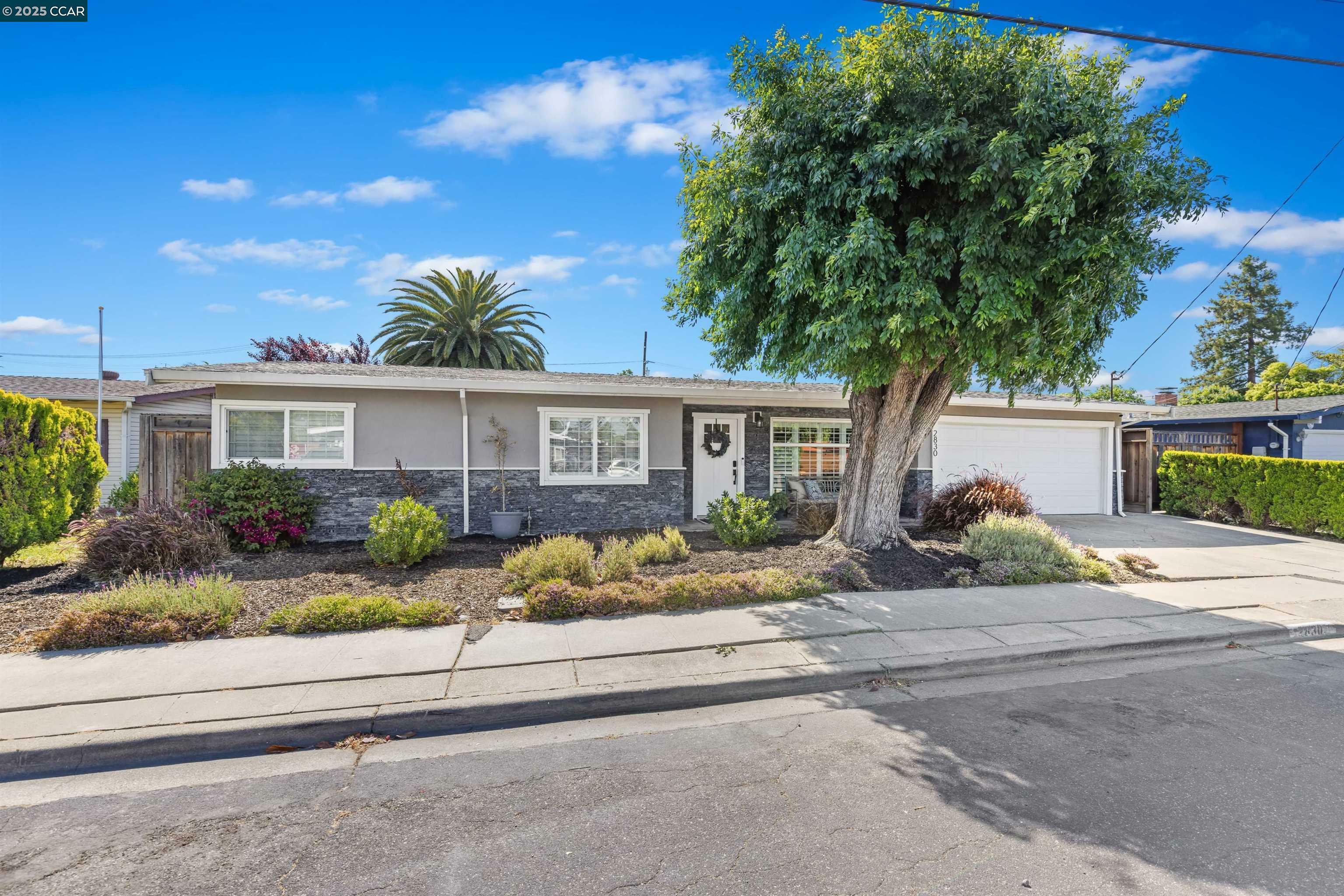 Property Photo: 2830 Courtland Dr CA 94520