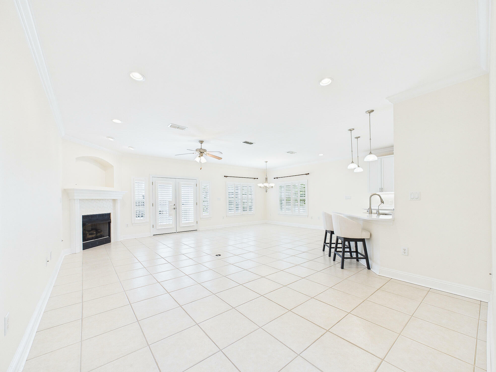 Property Photo: 4360 Crete Cove FL 32578