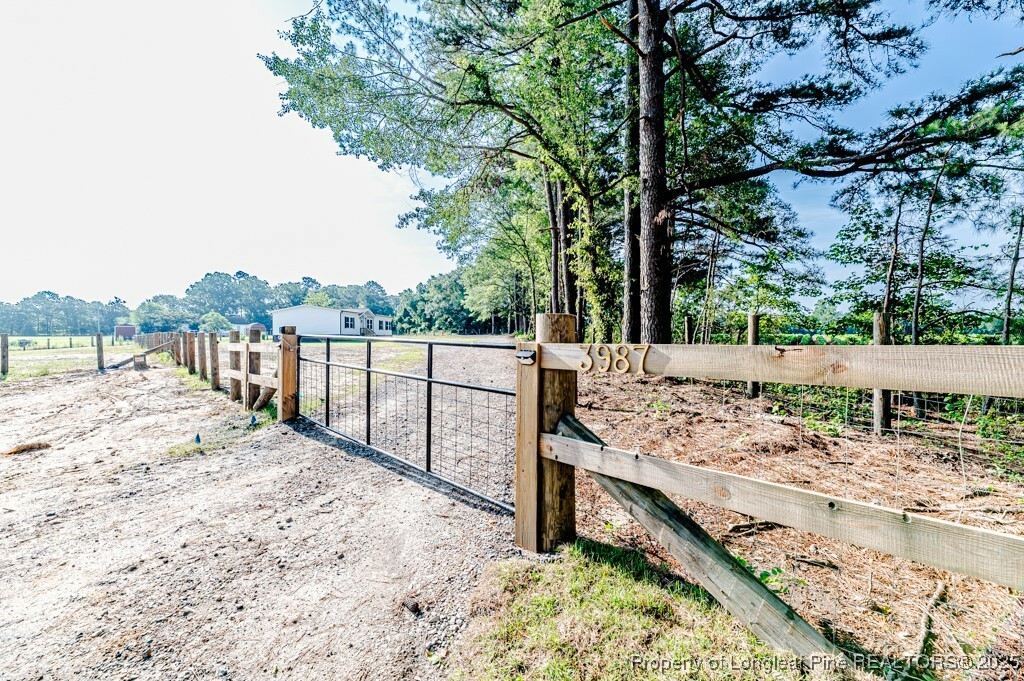 Property Photo: 3987 Swanns Station Road NC 27332
