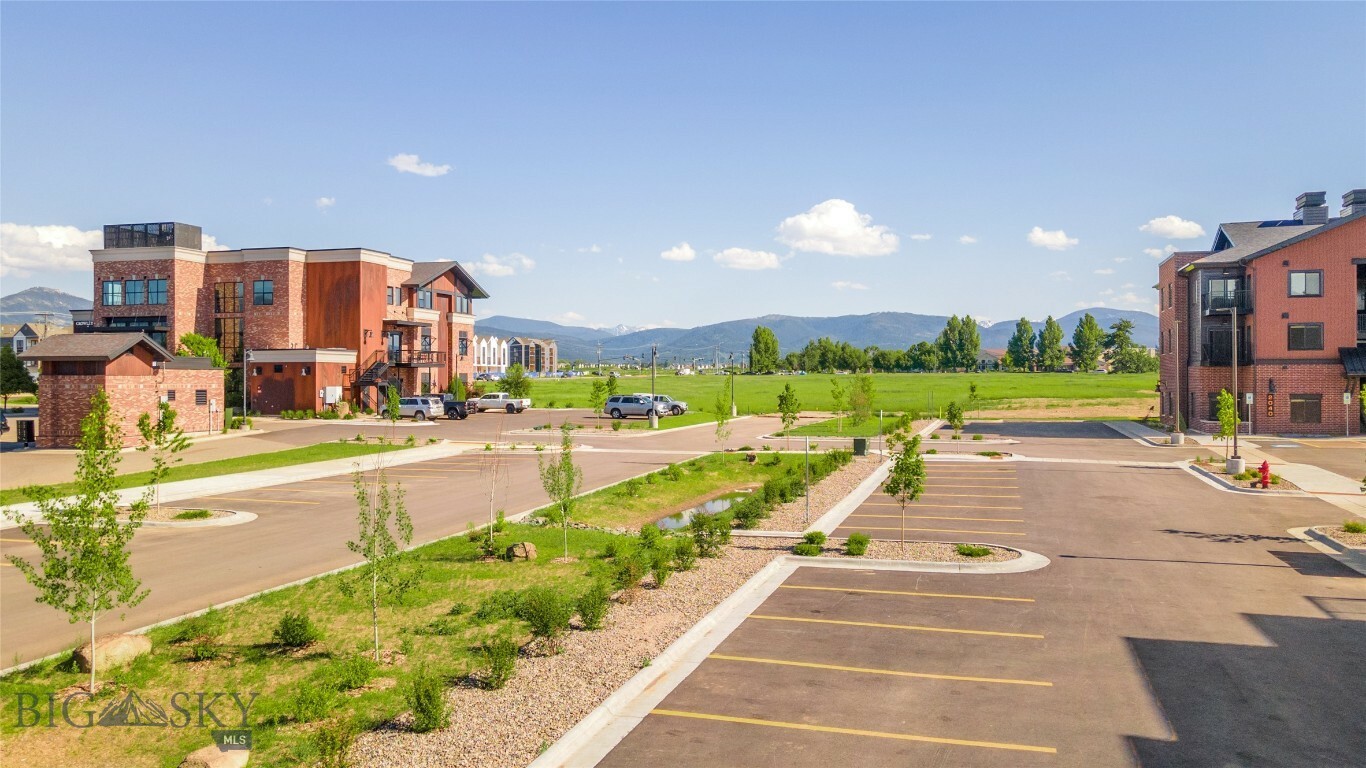 Property Photo: 1905 S 19th Avenue MT 59718