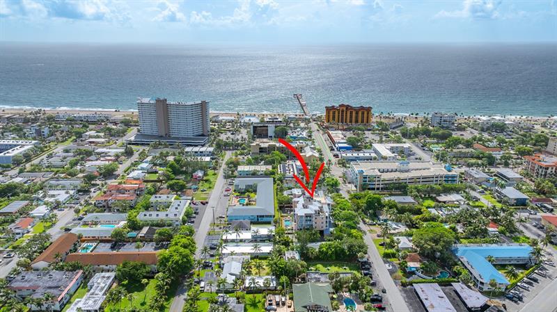 Property Photo: 1931 NE 2nd St 402 FL 33441