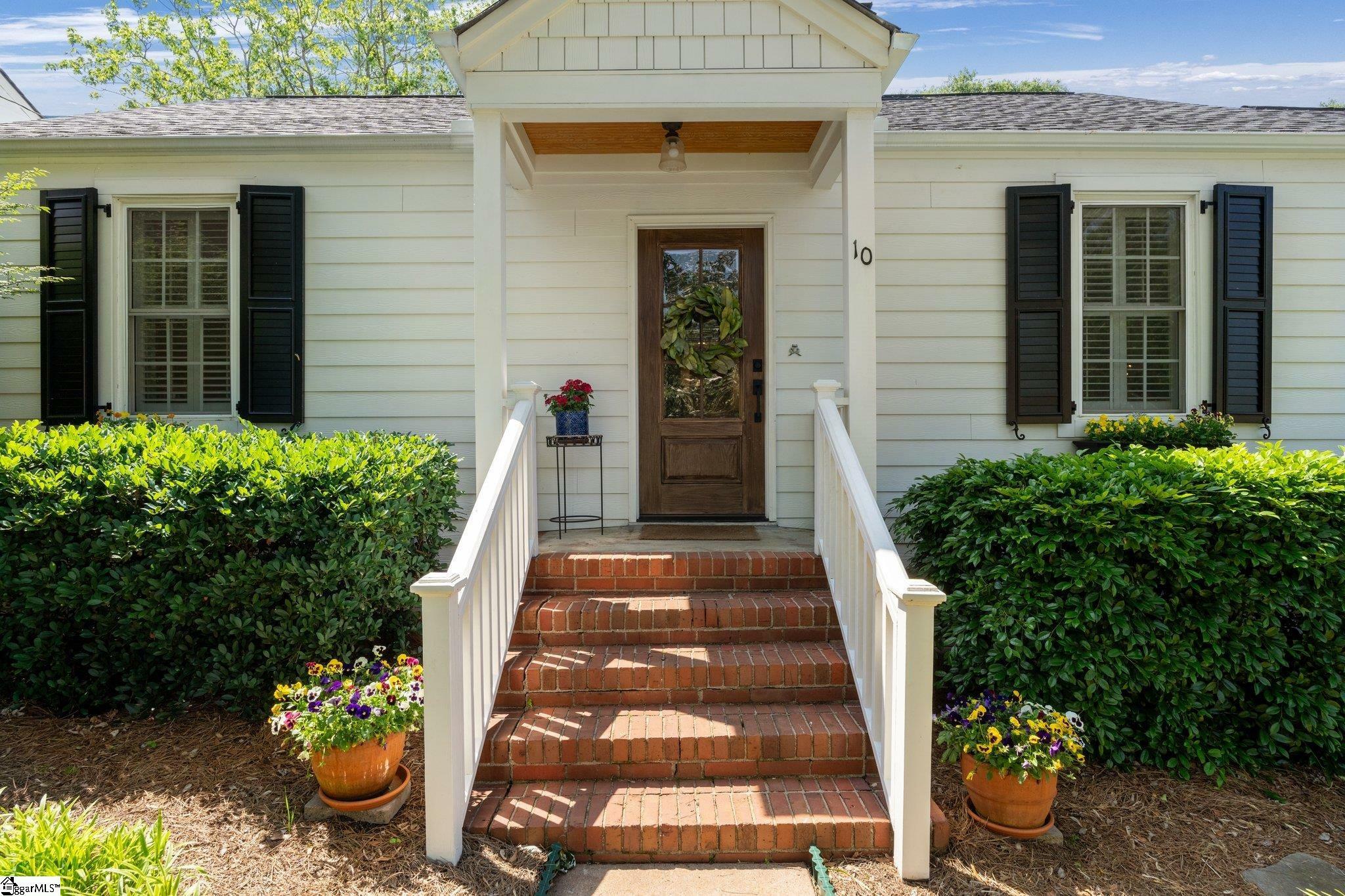 Property Photo: 10 Long Hill Street SC 29605