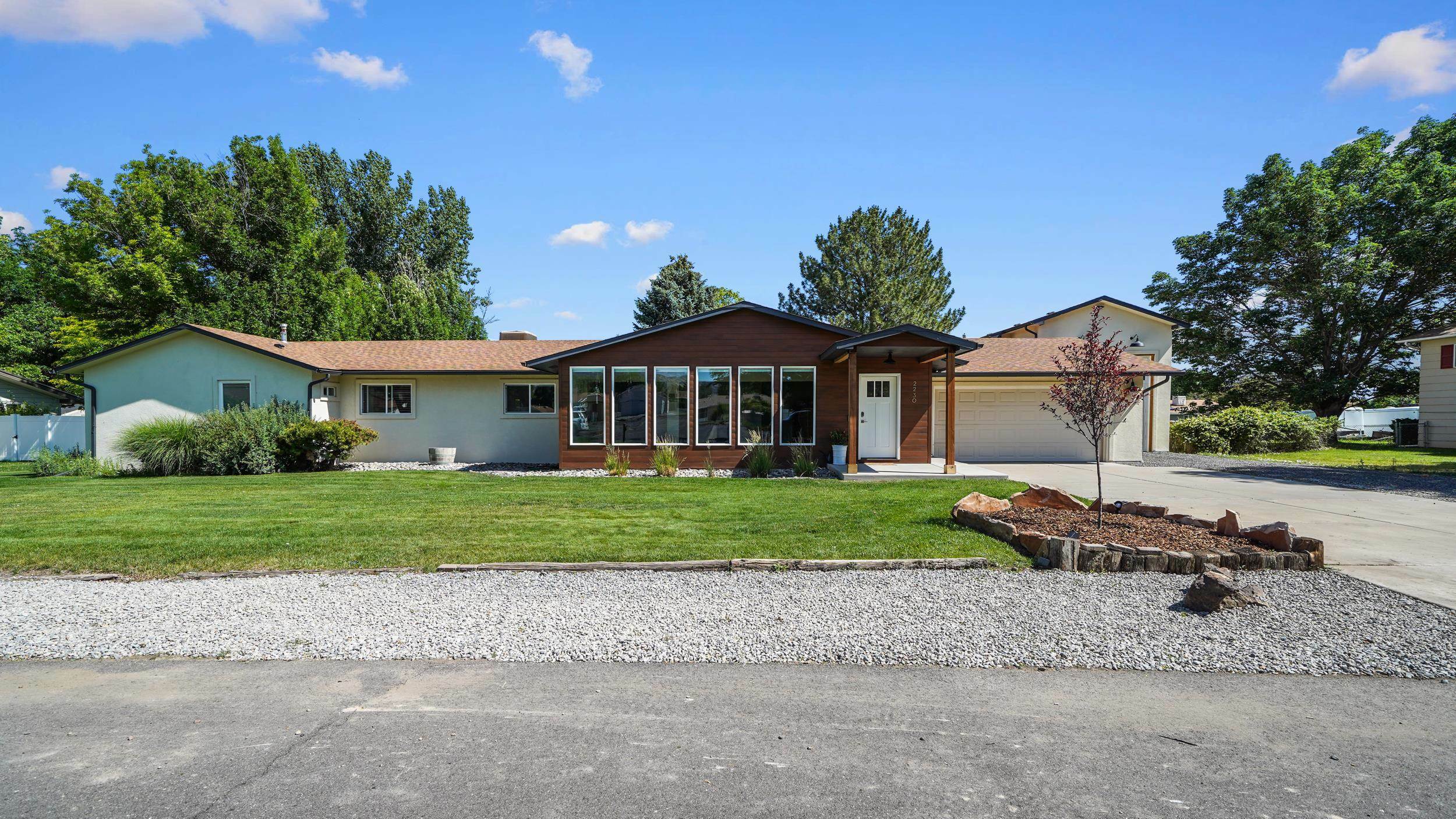 Property Photo: 2230 Kingston Road CO 81507