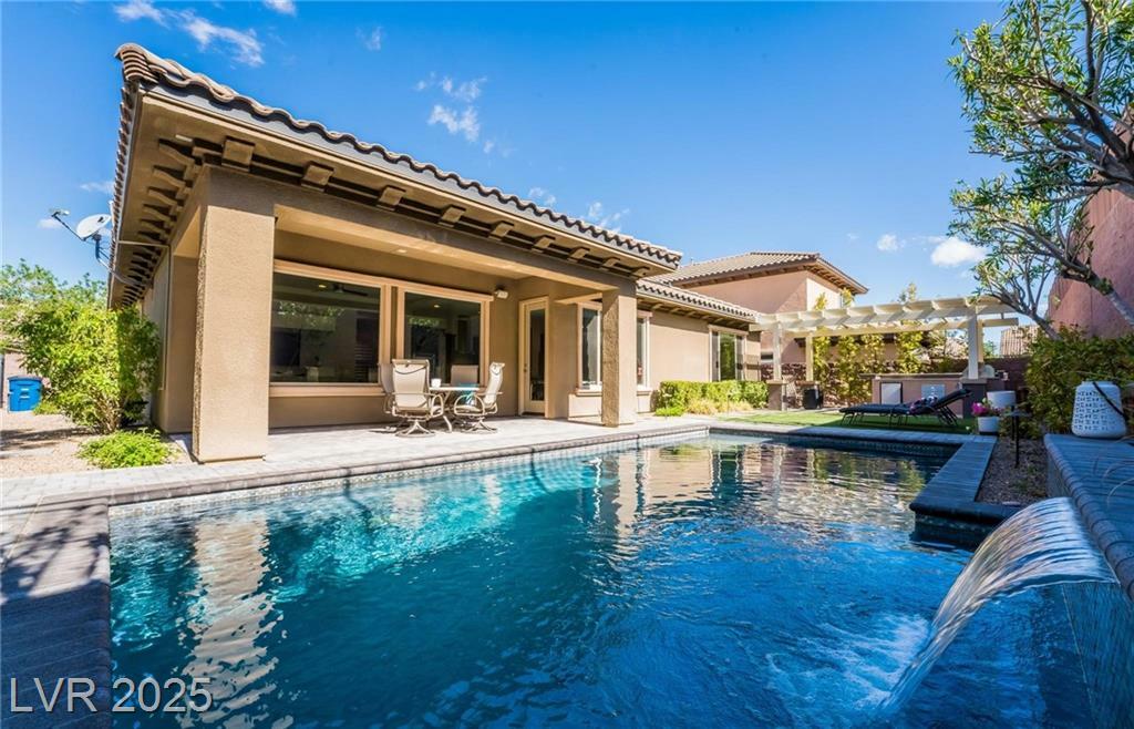 2896 Grande Arch Street  Henderson NV 89044 photo