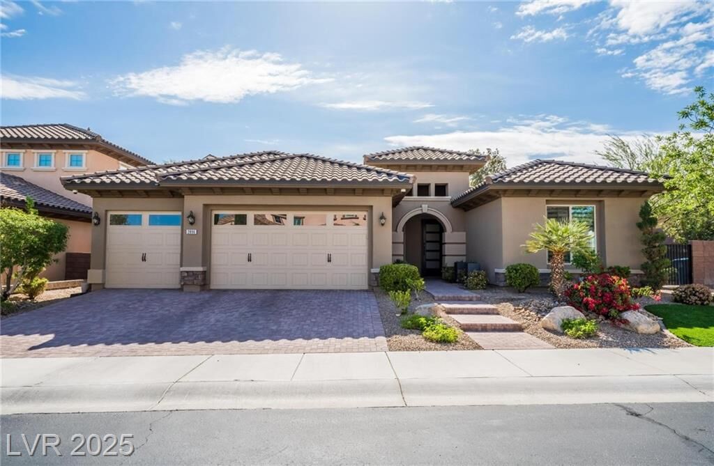 Property Photo: 2896 Grande Arch Street NV 89044