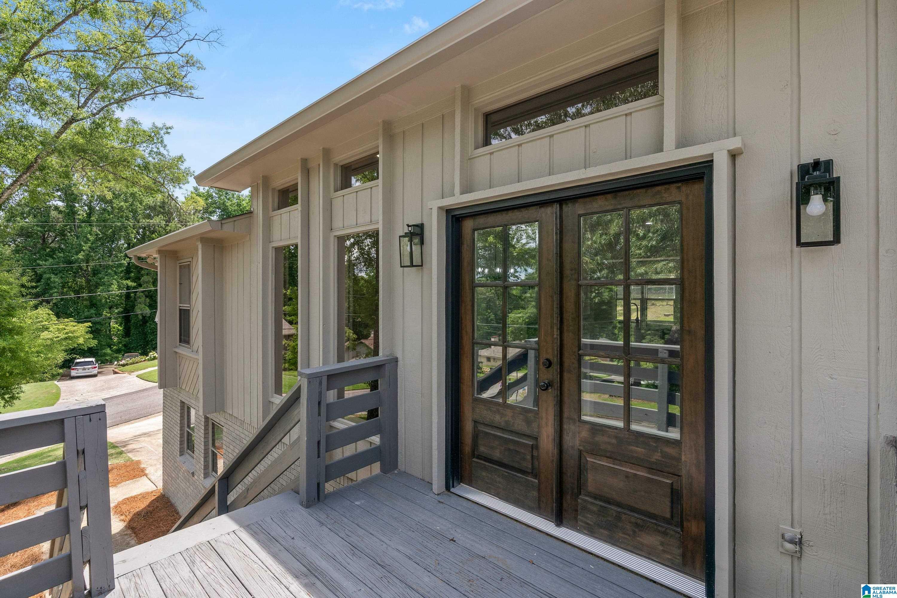 Property Photo: 3535 Deerfield Drive AL 35226