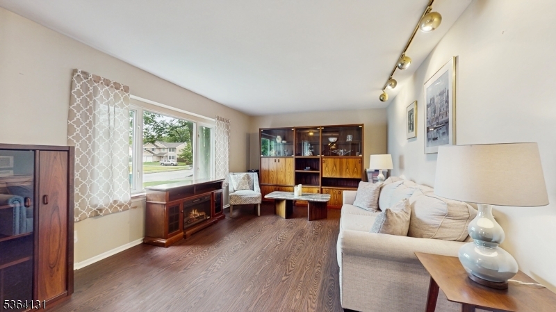 Property Photo: 505 Sheppard Ct NJ 08844
