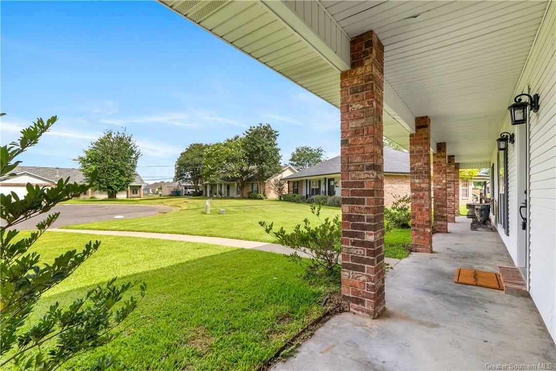 Property Photo:  5805 Dundee Street  LA 70605 