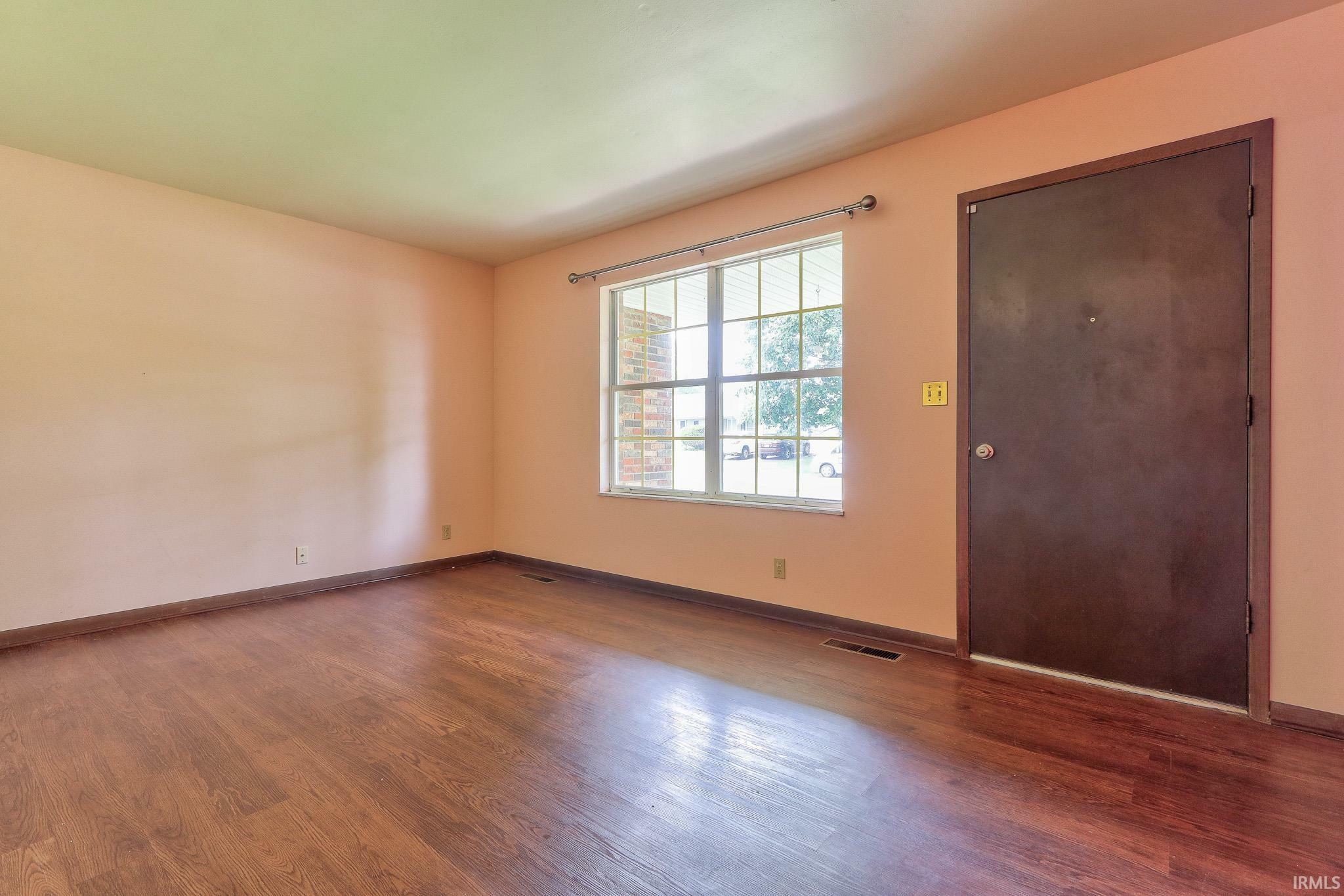 Property Photo: 7301 E Gum Street IN 47715-4346