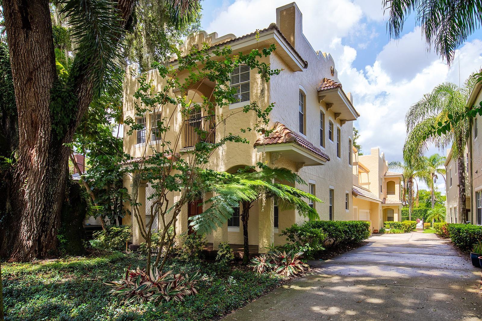 Property Photo: 820 Ellwood Avenue A FL 32804