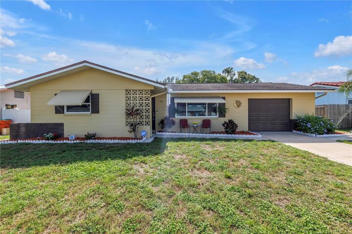 Property Photo: 9892 111th Street FL 33772