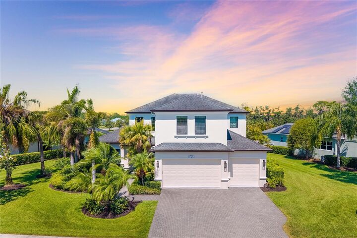 Property Photo: 826 Honeyflower Loop FL 34212