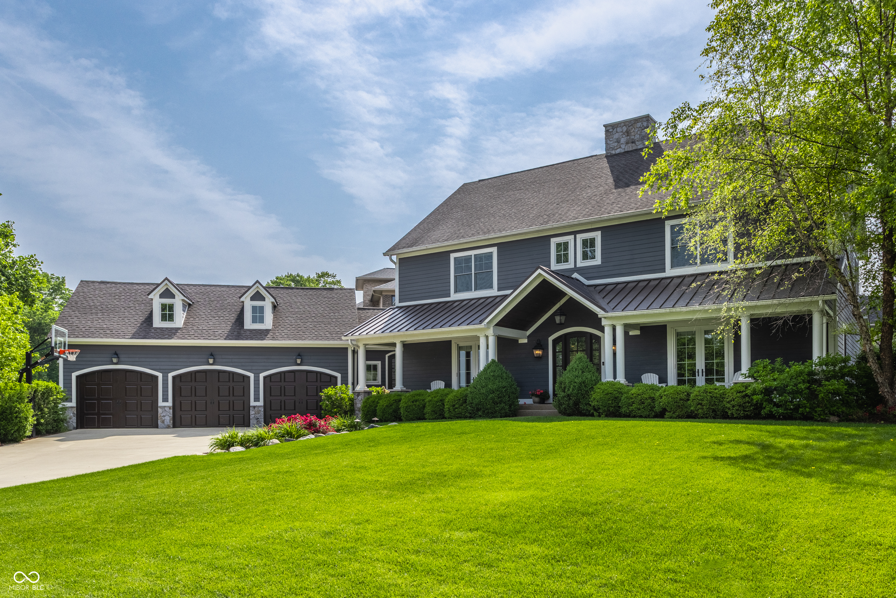 Property Photo: 10974 Harbor Bay Drive IN 46040