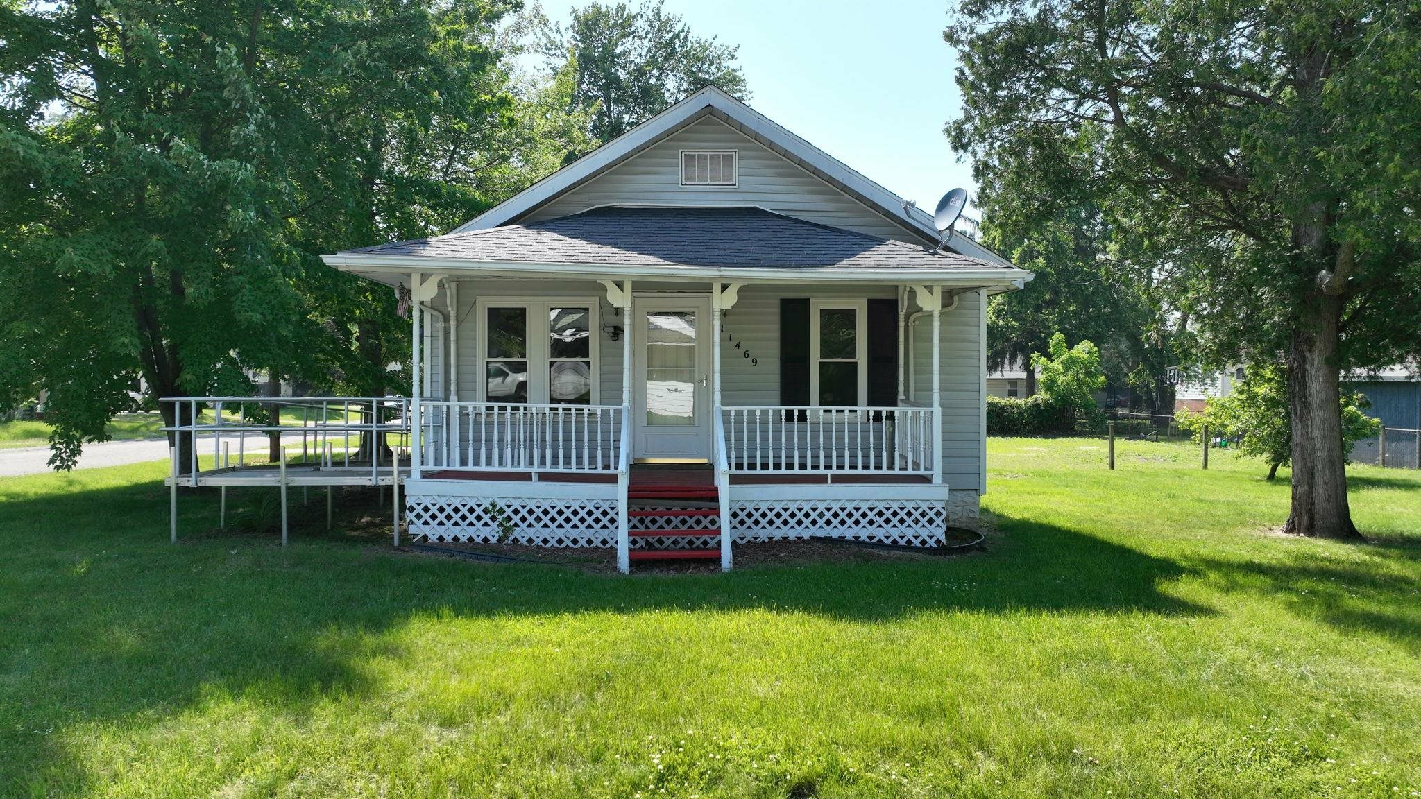 Property Photo: 11469 Haven Street MI 48420