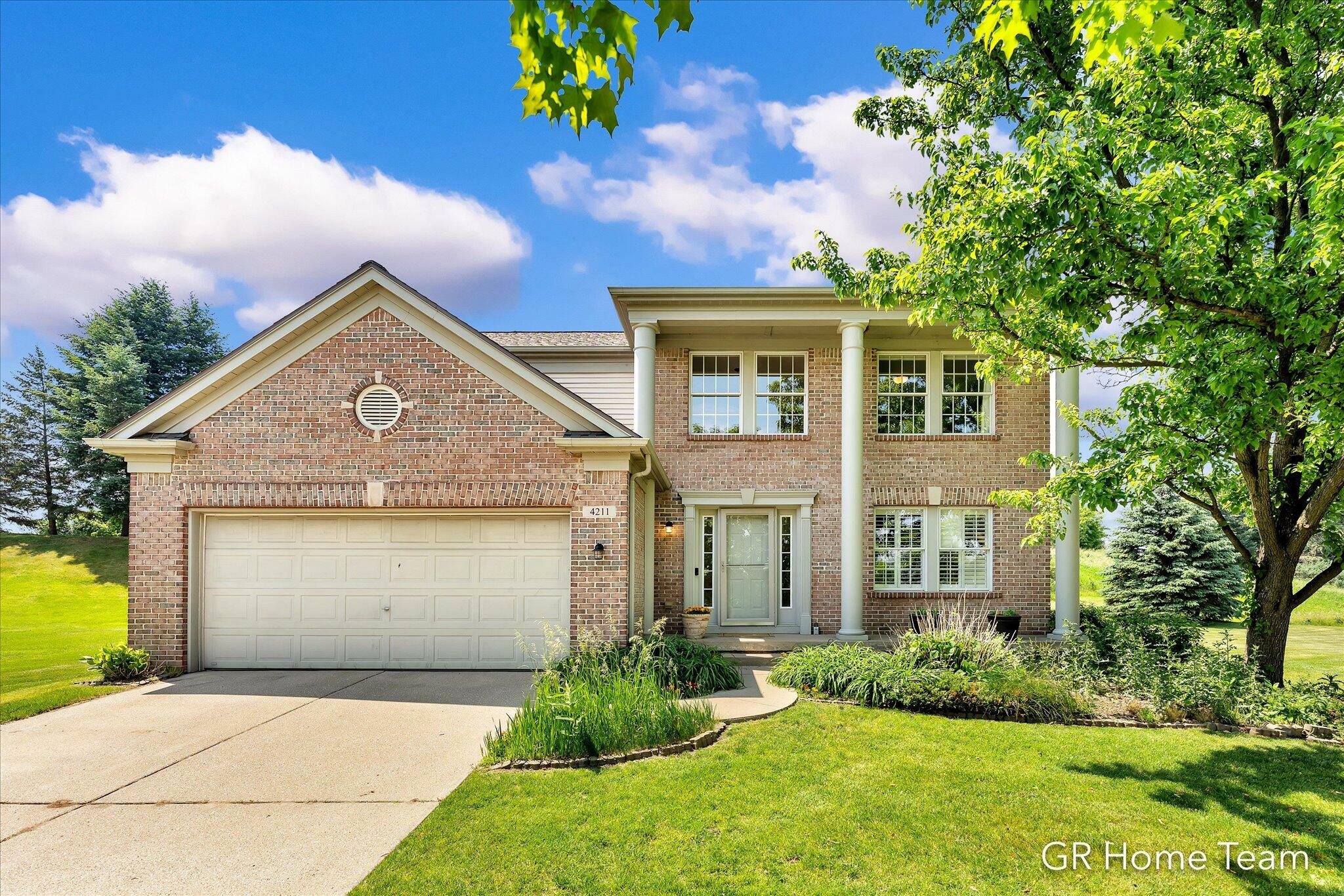 Property Photo: 4211 Arlet Court SE MI 49546