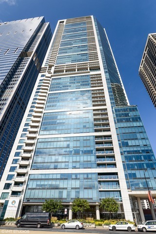 340 E Randolph Street 4806  Chicago IL 60601 photo
