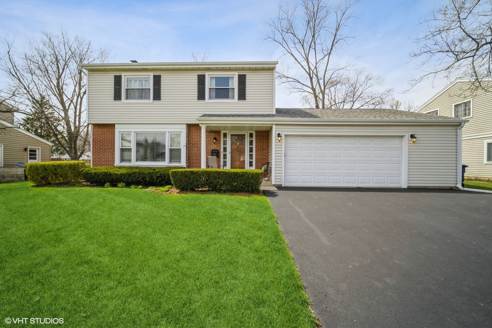 110 Plumtree Road  Deerfield IL 60015 photo