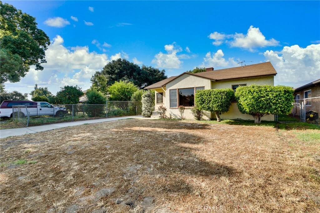 Property Photo: 11701 Roseglen Street CA 91732