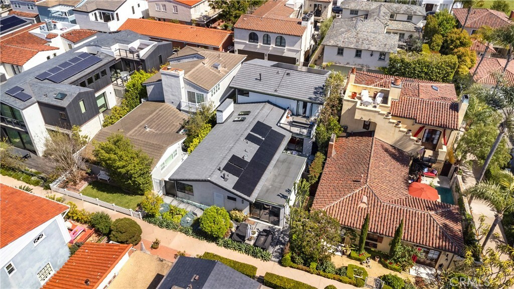 Property Photo: 203 Via Ravenna CA 92663