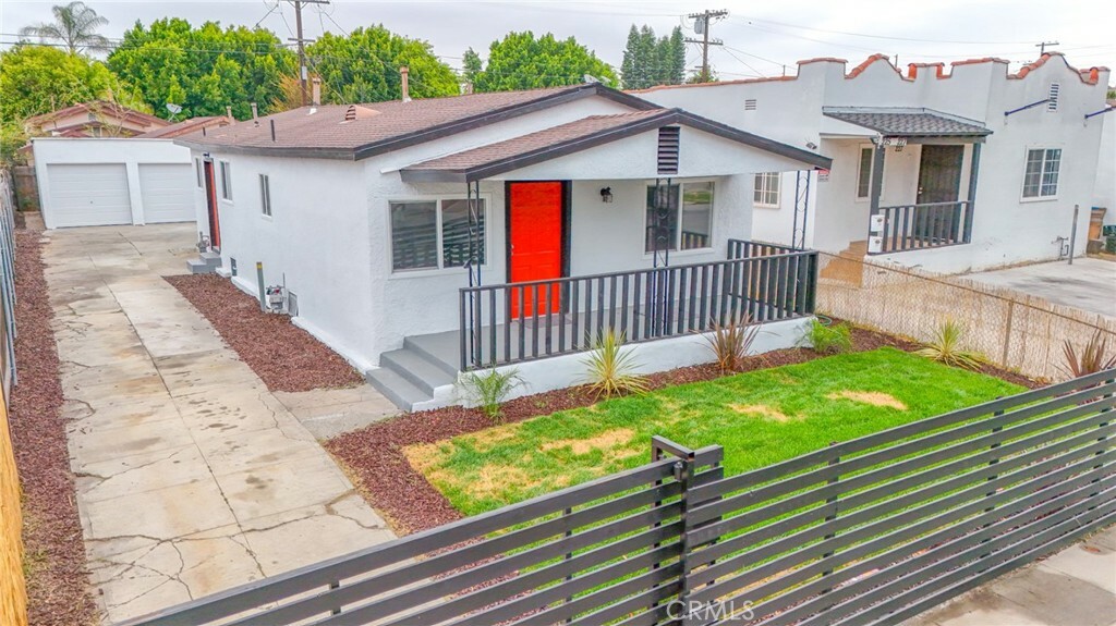 Property Photo: 223 E 83rd Street CA 90003
