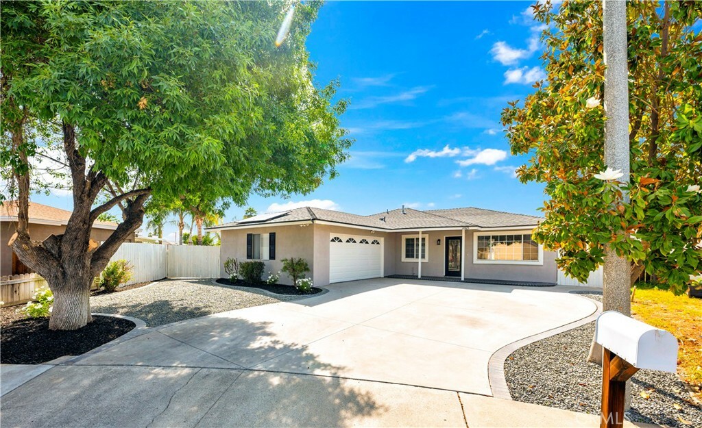 Property Photo: 26425 Katharin Street CA 92544