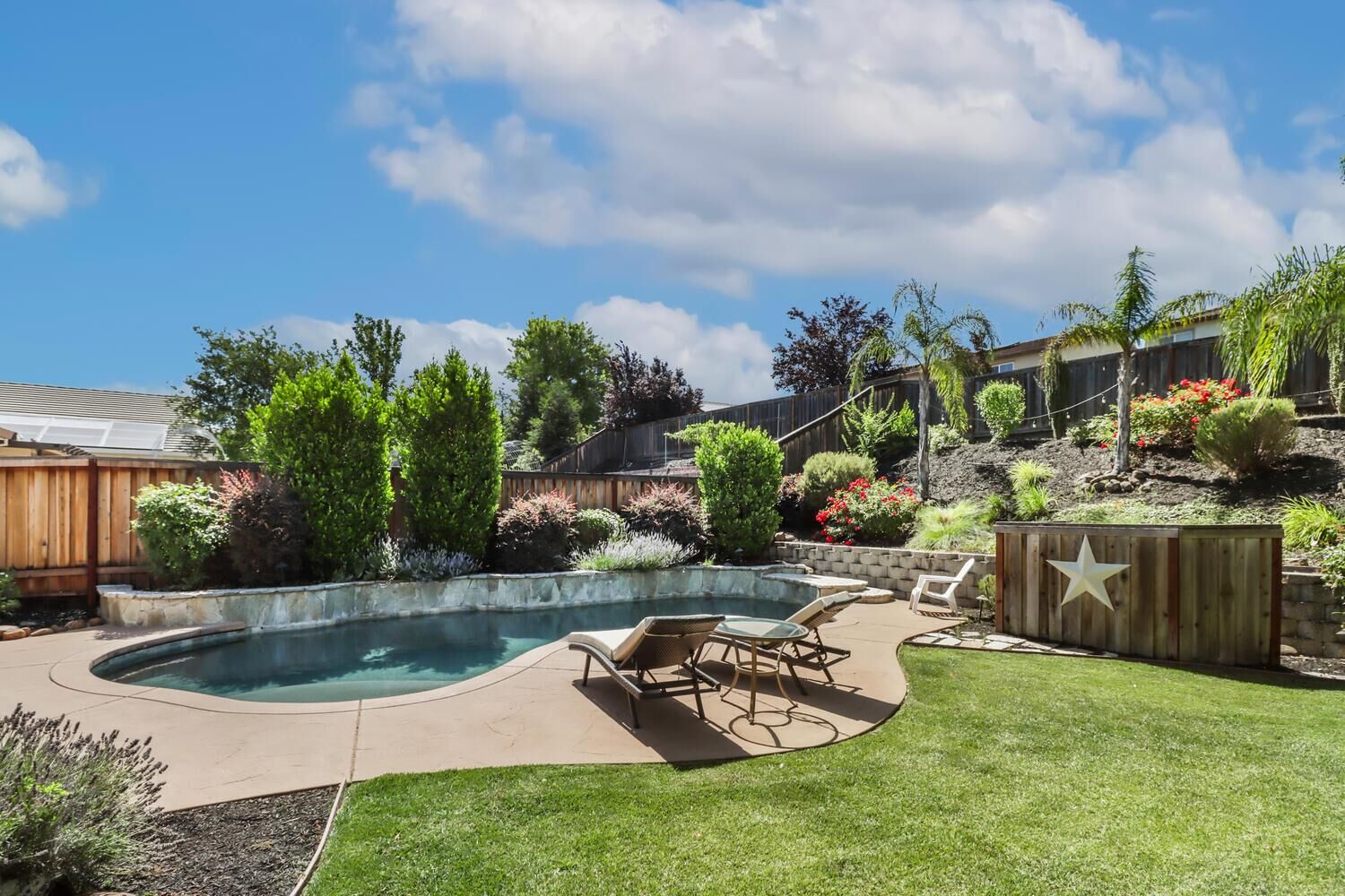Property Photo:  1847 Stageline Circle  CA 95765 