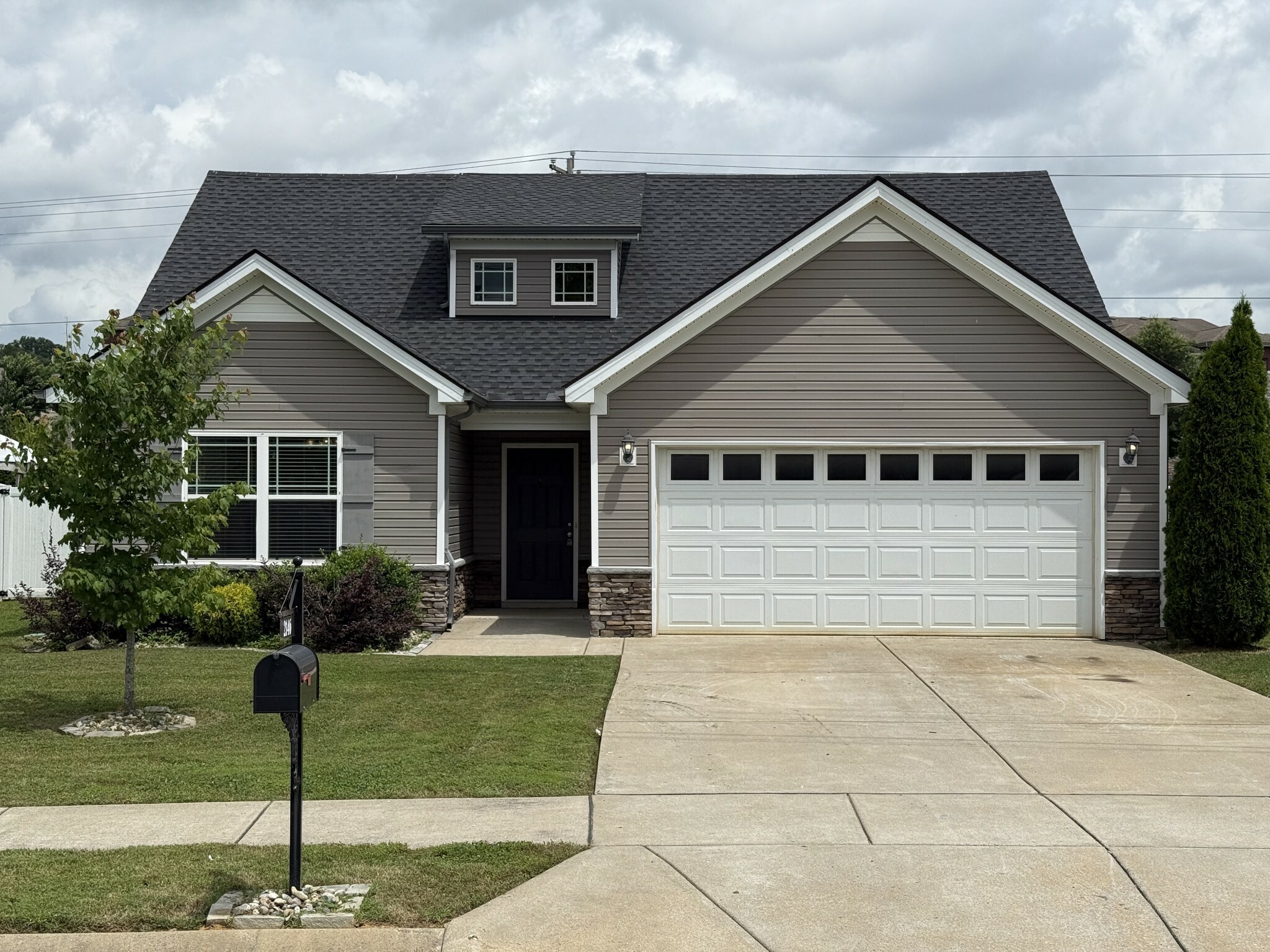 Property Photo: 2146 Longhunter Chase Dr TN 37174