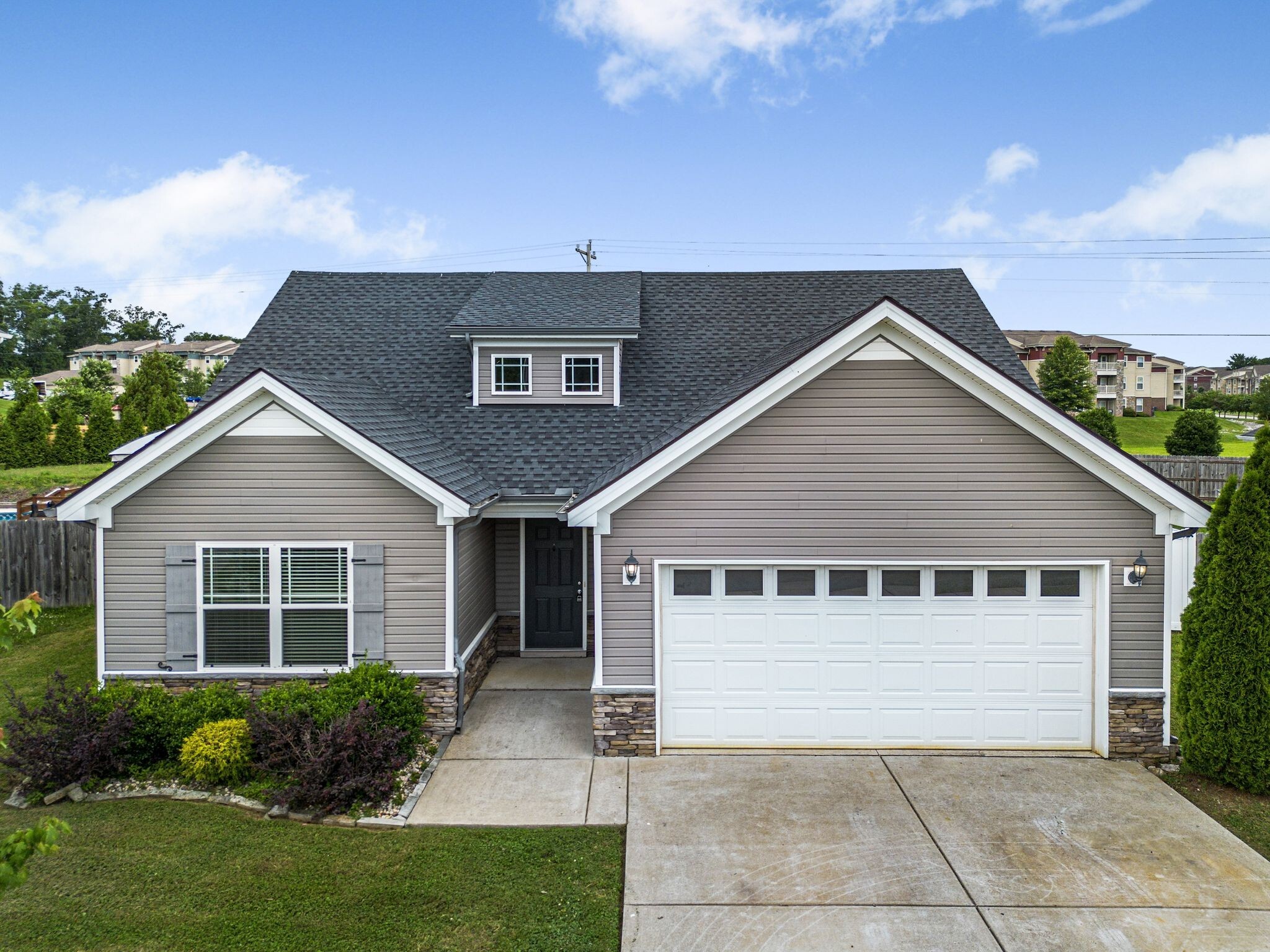 Property Photo: 2146 Longhunter Chase Dr TN 37174