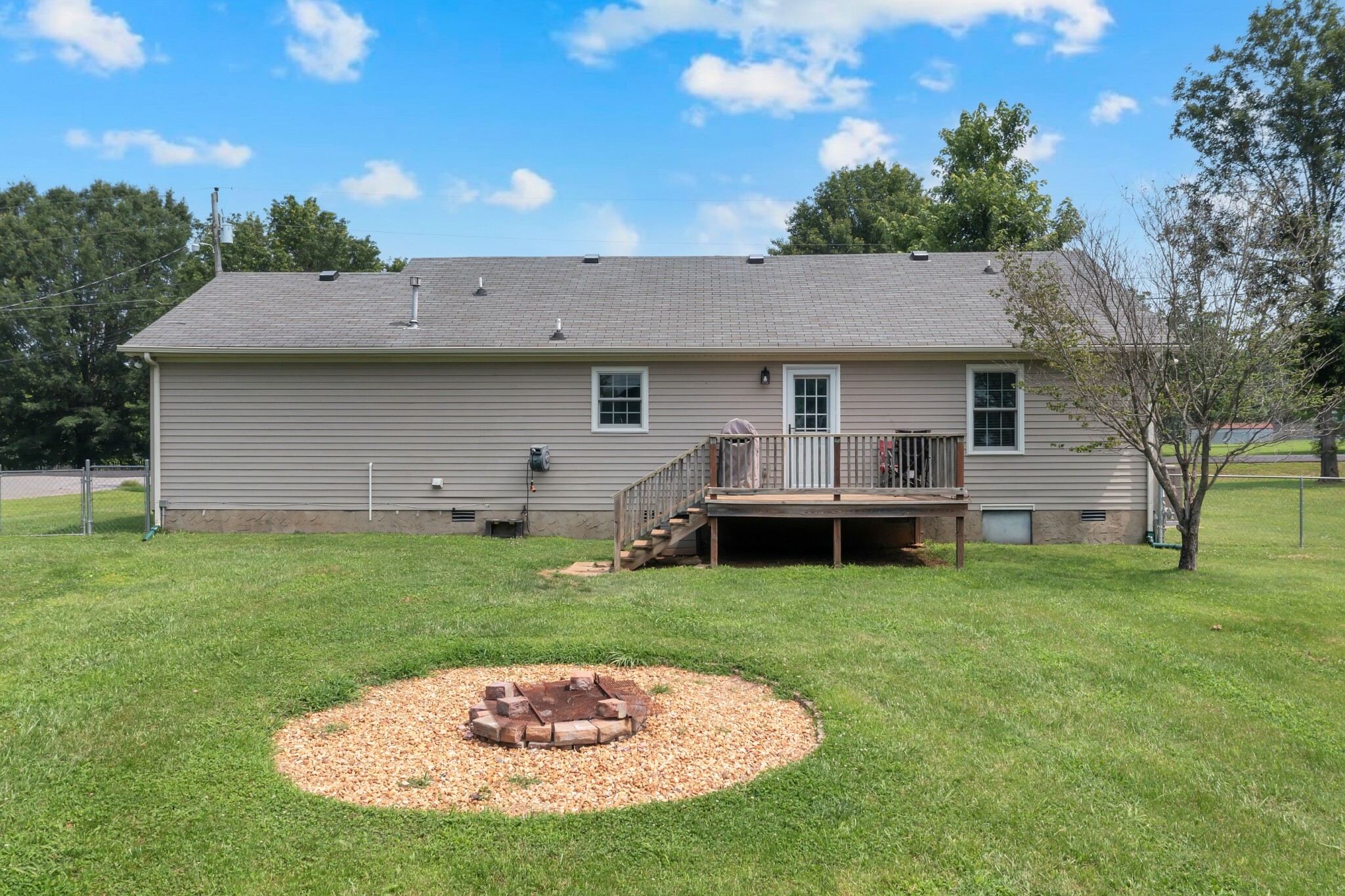 Property Photo: 5363 Candy Cane Ct TN 37129