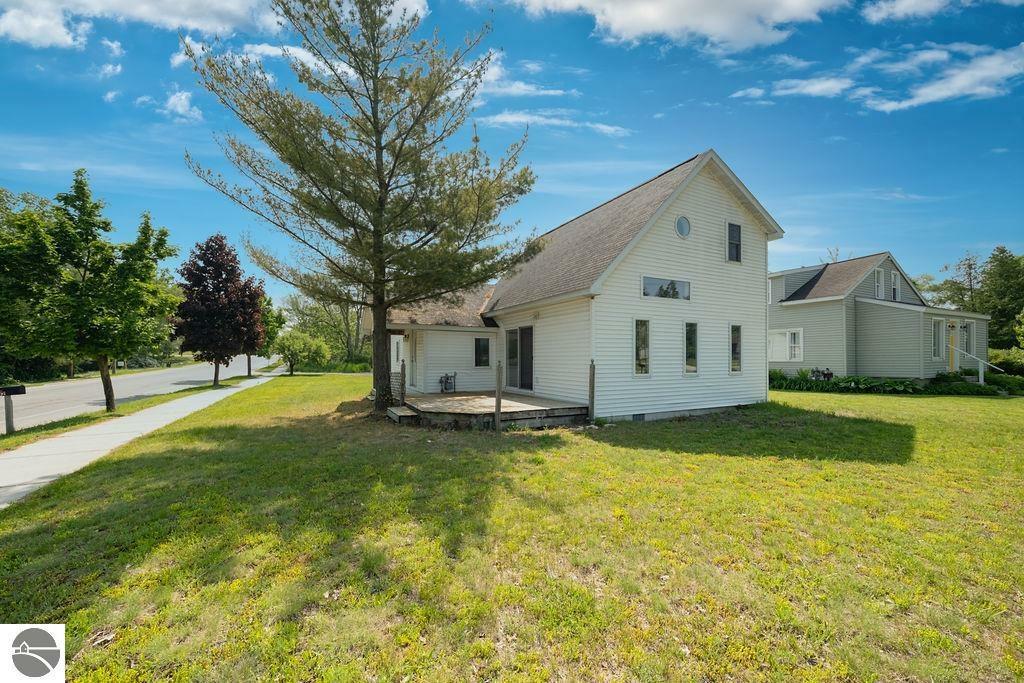 802 Hannah Avenue  Traverse City MI 49686 photo