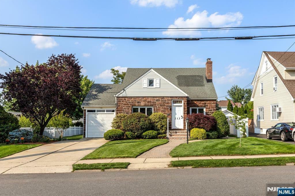 211 Harrison Avenue  Hasbrouck Heights NJ 07604 photo