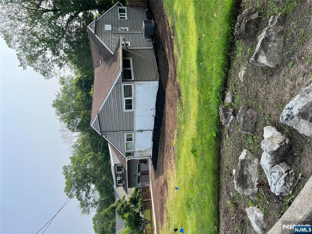 Property Photo: 5 Saddle Ranch Lane NJ 07642