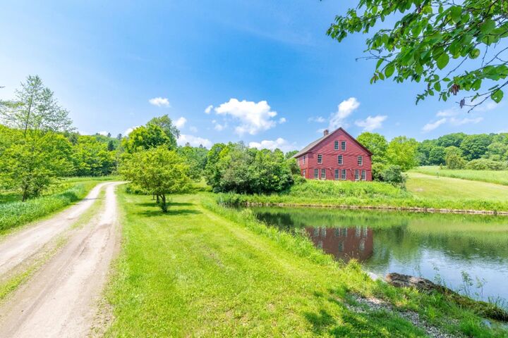 Property Photo: 1342 Gilfillan Road VT 05069