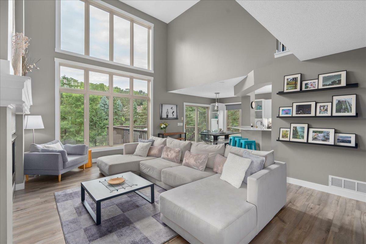 Property Photo: 1613 Stonepine Court WI 54016