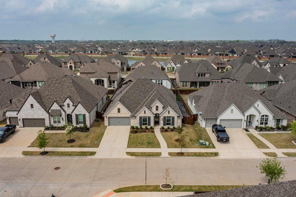 Property Photo: 2801 Capitol Place TX 75454