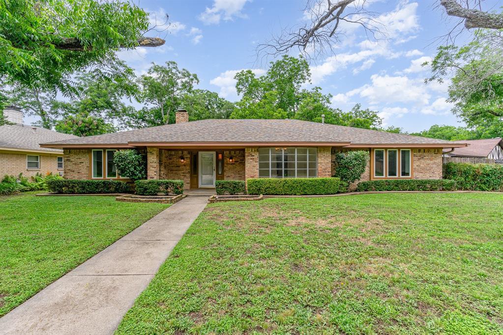 Property Photo:  3004 Glasgow Drive  TX 76015 