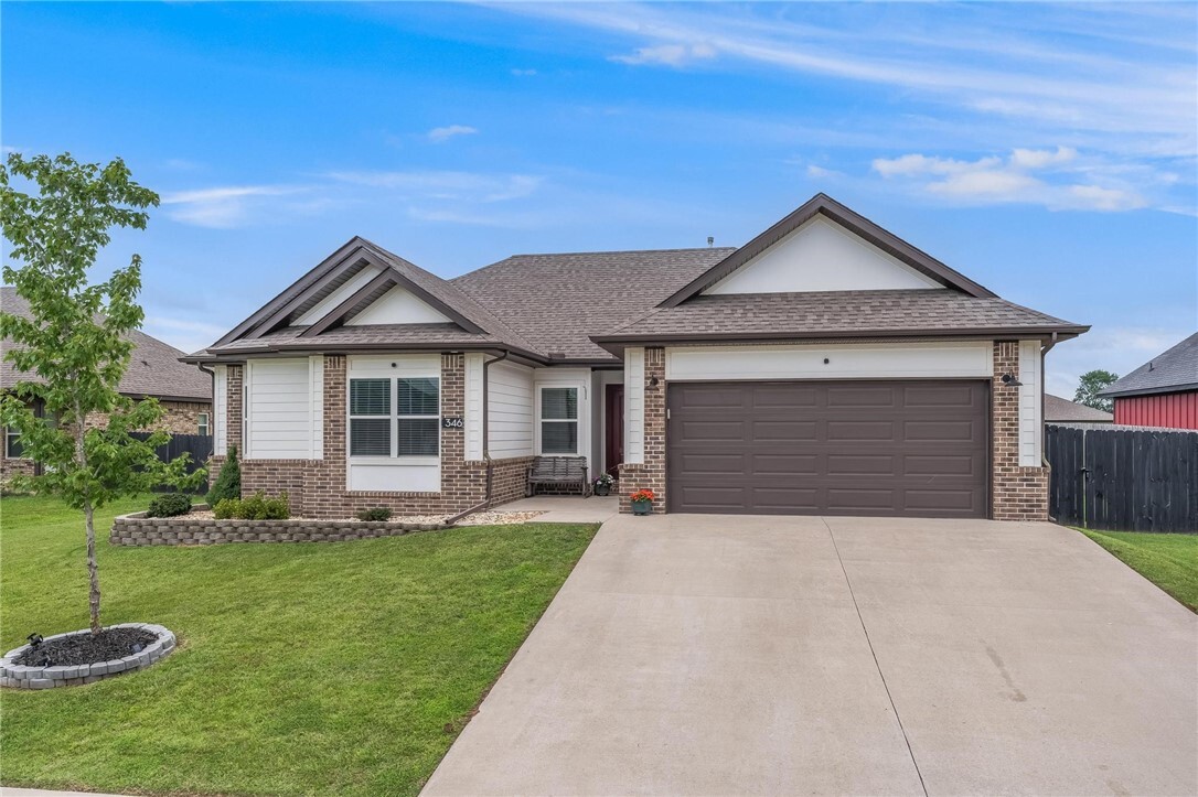 Property Photo: 346 N Otoe AR 72730