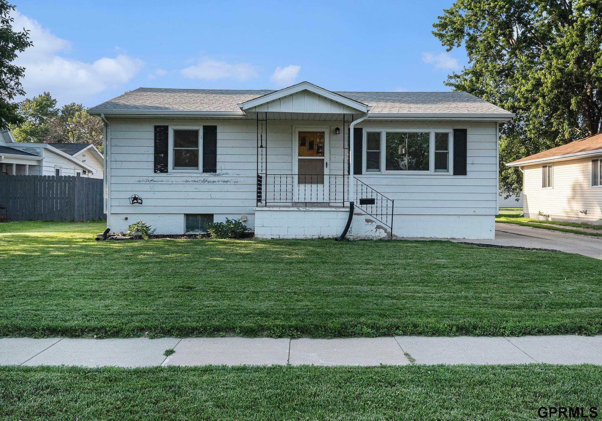 Property Photo: 1348 Nebraska Street NE 68008