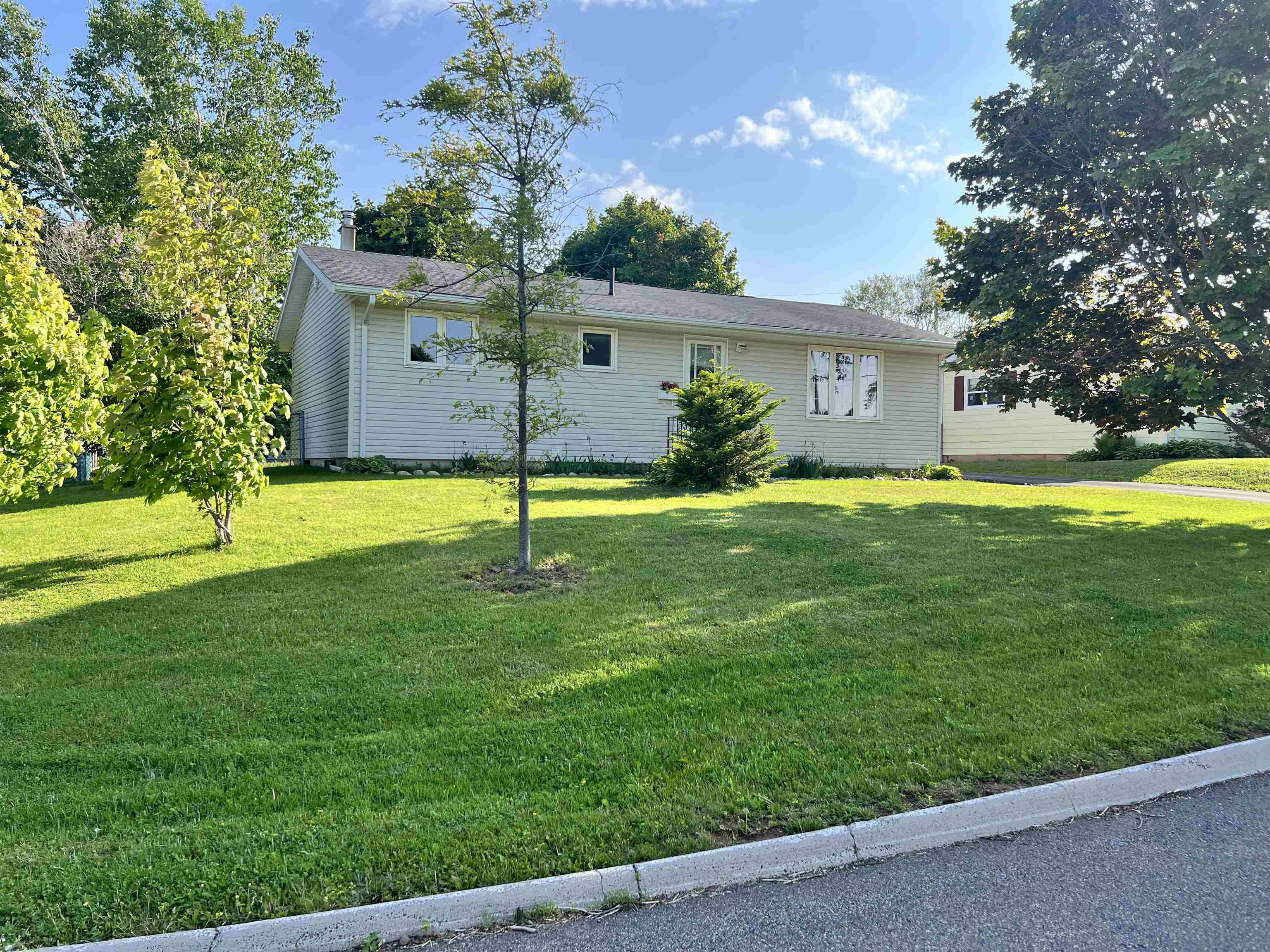 Property Photo: 1 Westcomb Crescent PE C1C 1B6
