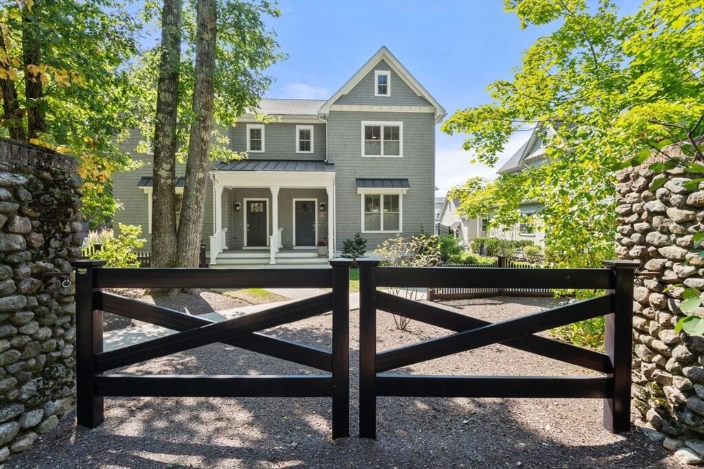 Property Photo: 10 Fieldstone Way 10 MA 02482