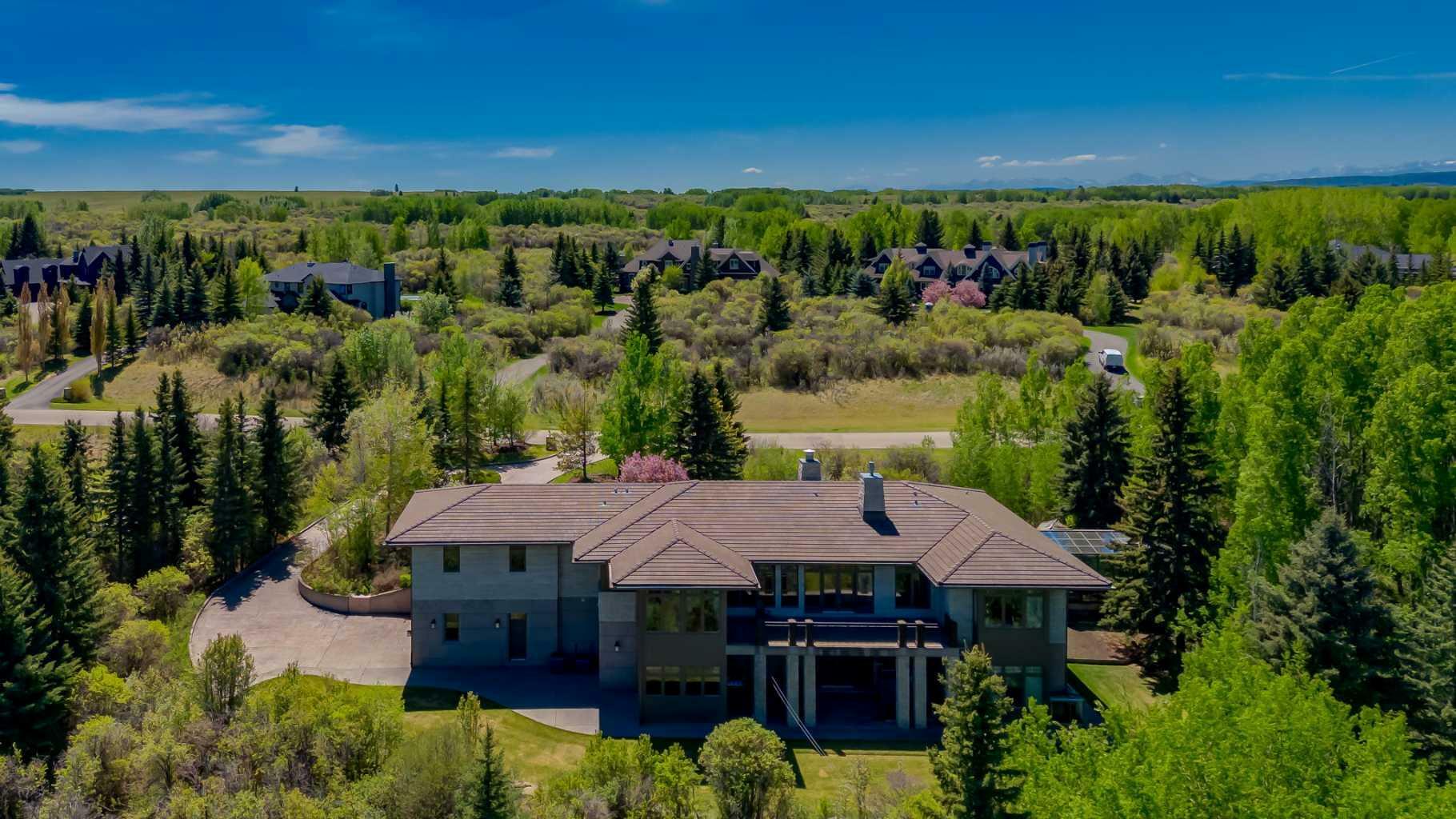 Photo de la propriété: 52 Wolfwillow Lane SW AB T3Z 2Z4