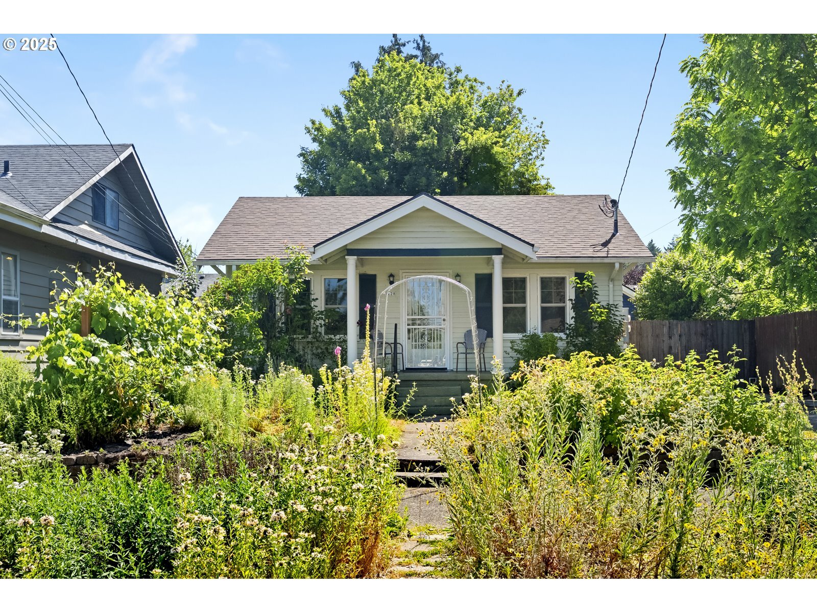7228 N Villard Ave  Portland OR 97217 photo