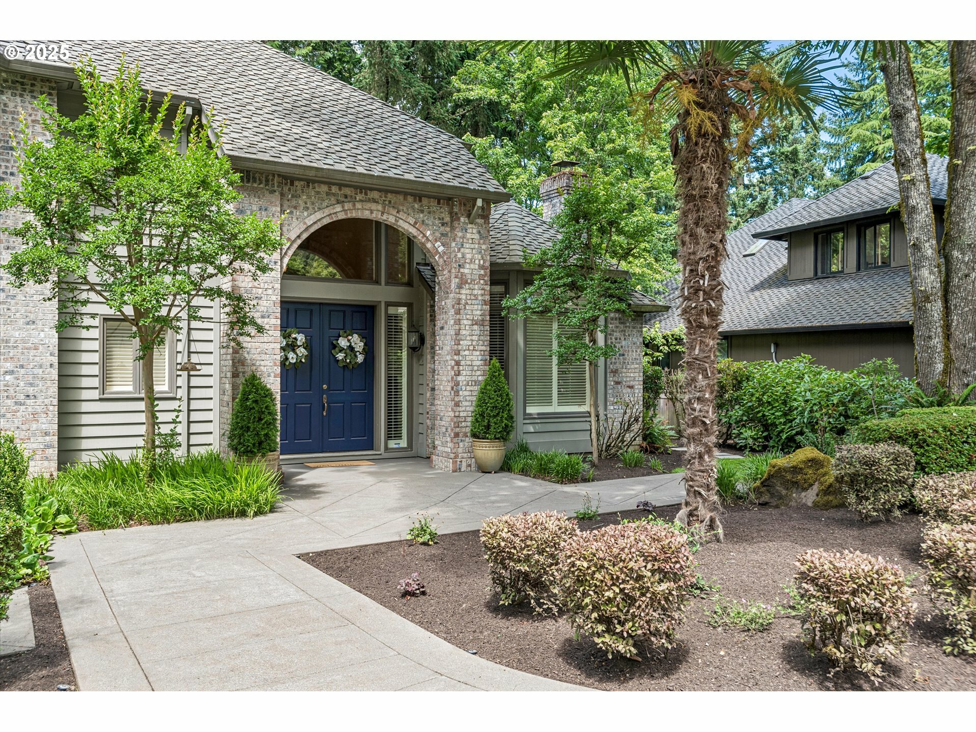 Property Photo:  1865 Palisades Lake Ct  OR 97034 