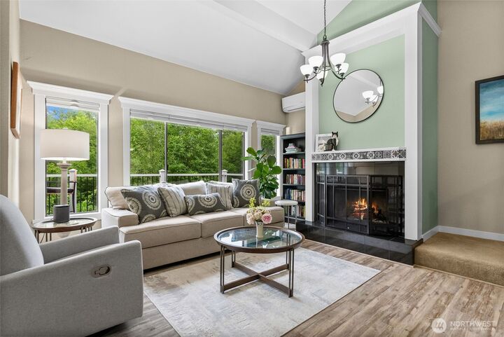 Property Photo:  2104  7th Avenue SW  WA 98371 