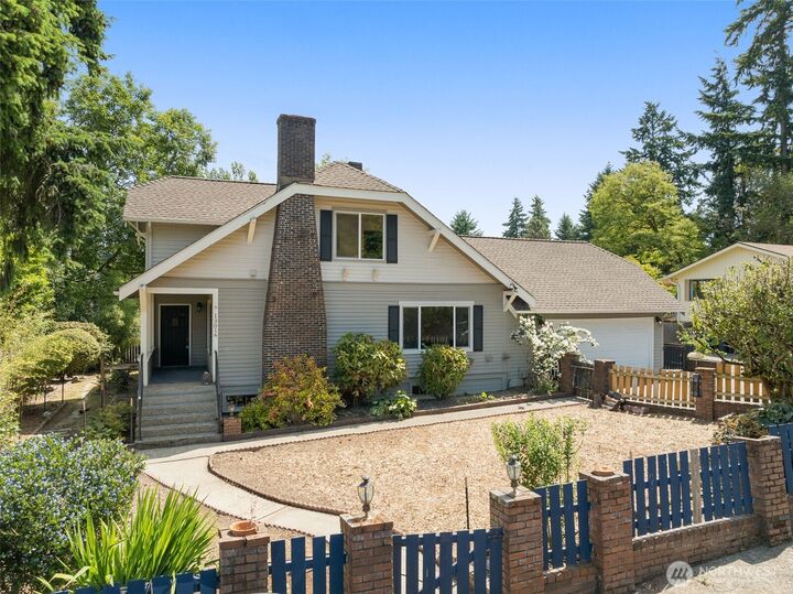 Property Photo:  13016  8th Place SW  WA 98146 