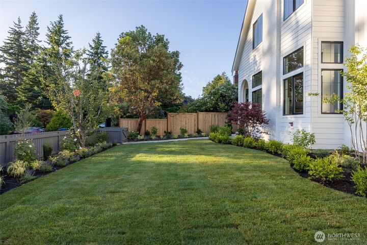 Property Photo: 12544 2nd Avenue NW WA 98177