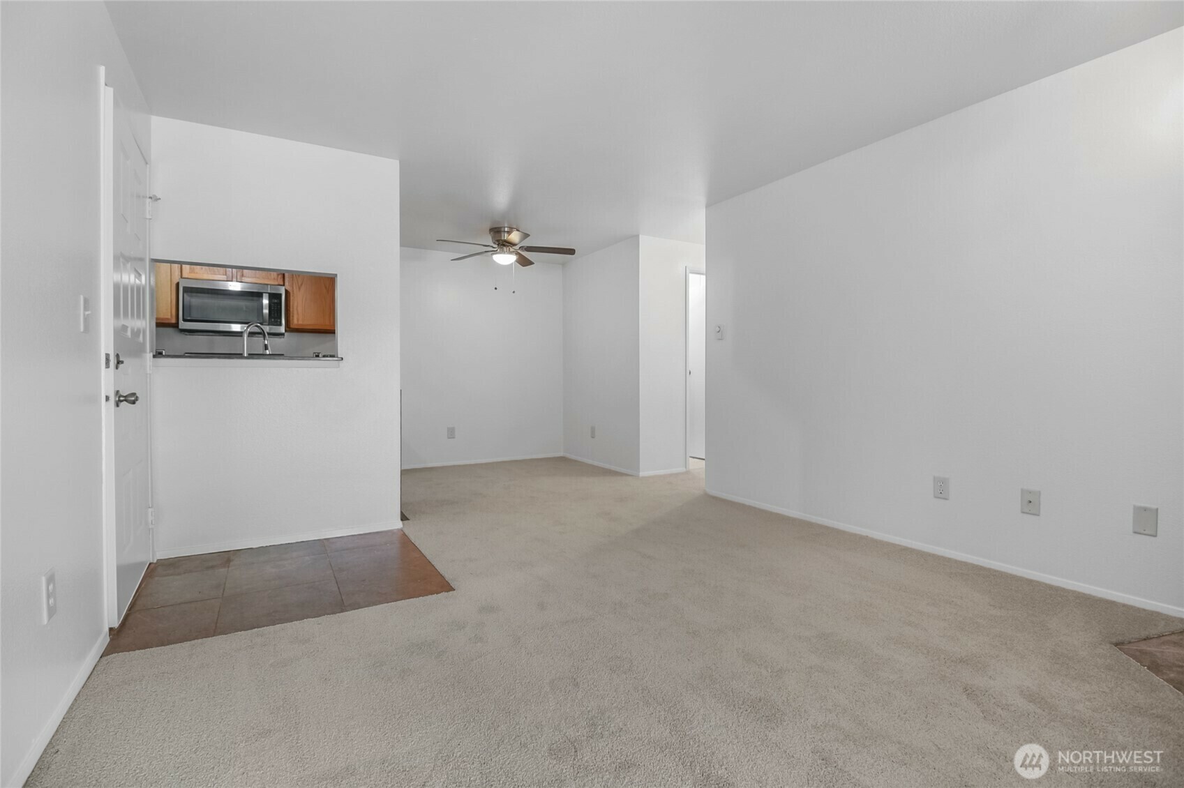 Property Photo: 14200 NE 171st Street A108 WA 98072