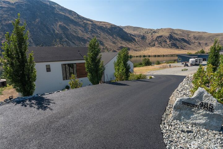 Property Photo: 485 Hidden Lane WA 98816
